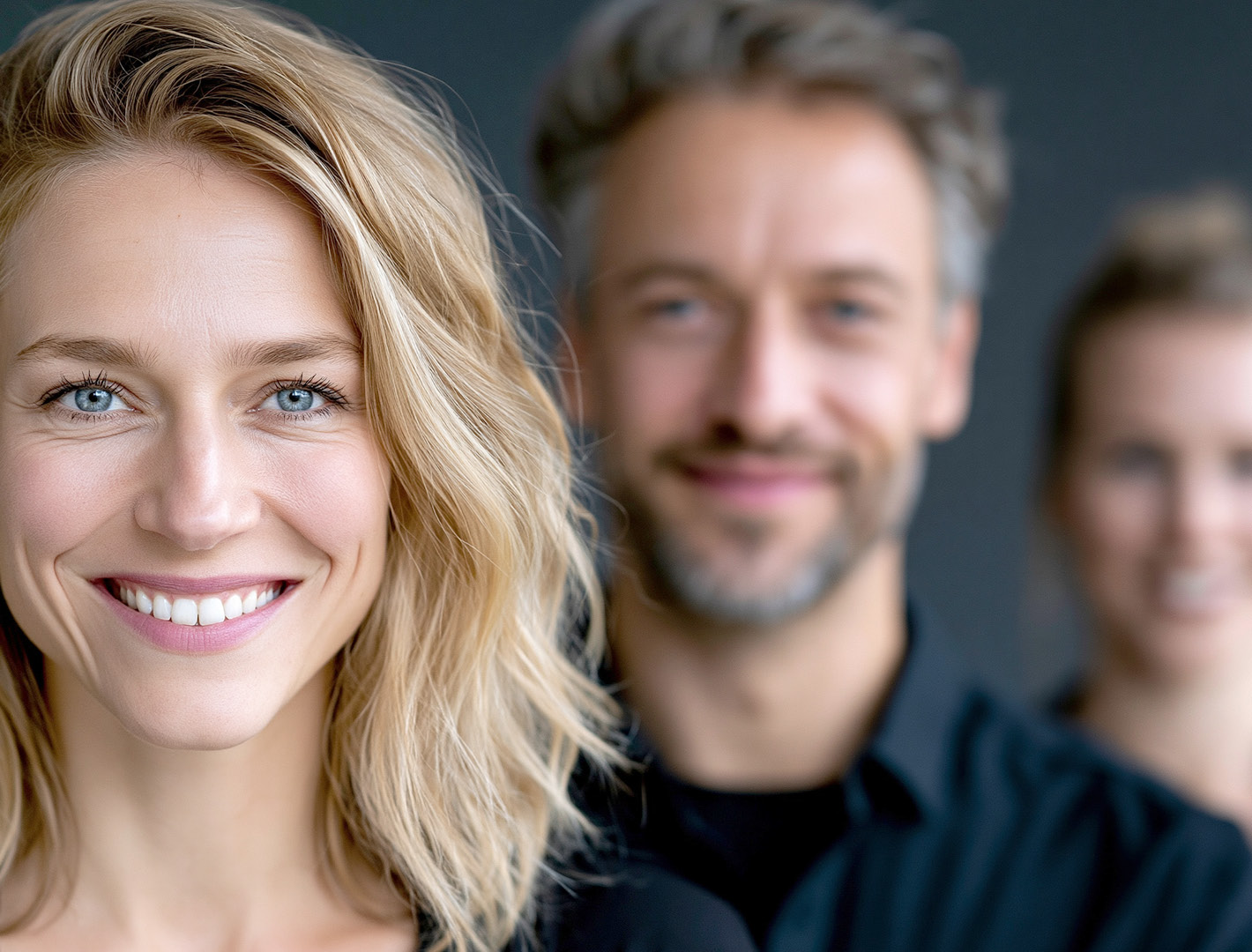 Freundliches Team einer psychosomatischen Klinik.